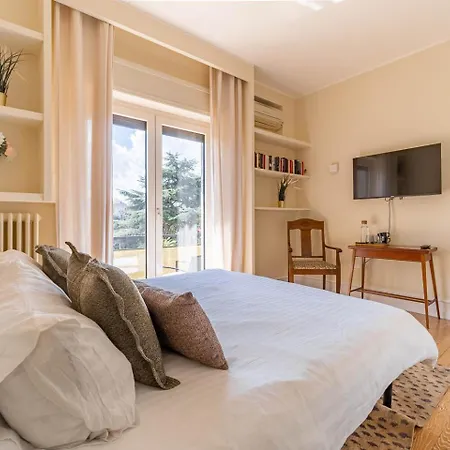 Vendégház The Train Bari