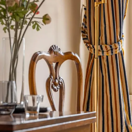 The Train Vendégház Bari